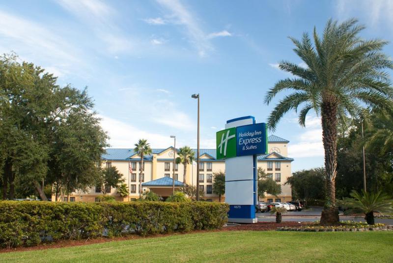 Holiday Inn Express Hotel & Suites Jacksonville-South, An Ihg Hotel Exterior photo